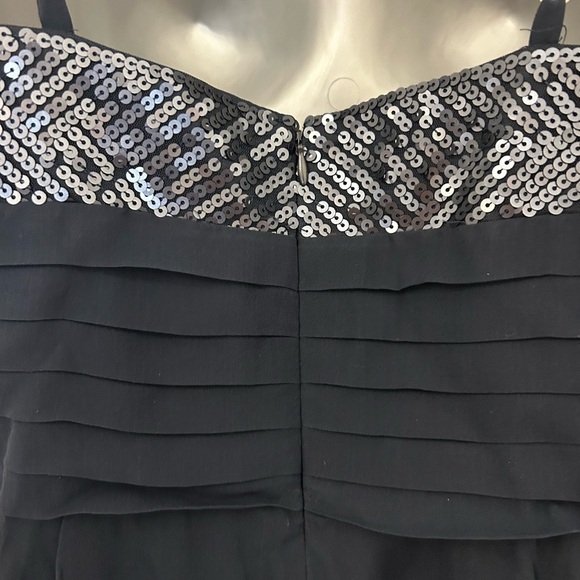 BCBG Max Azaria Navy Sequin and Silk Dress, Sz 12 - Picture 6 of 10